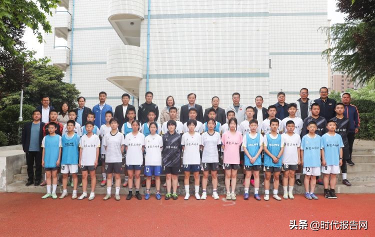 闃冲厜浣撹偛鏍″洯瓒崇悆鑱旇禌,闃冲厜浣撹偛鏍″洯瓒崇悆