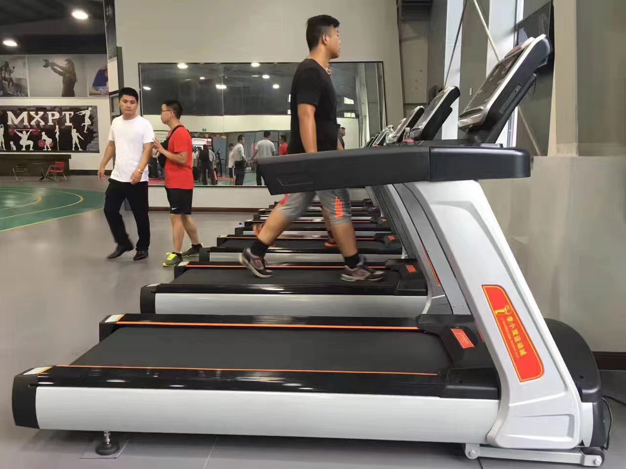 宝德龙健身器材专利,宝德龙906b