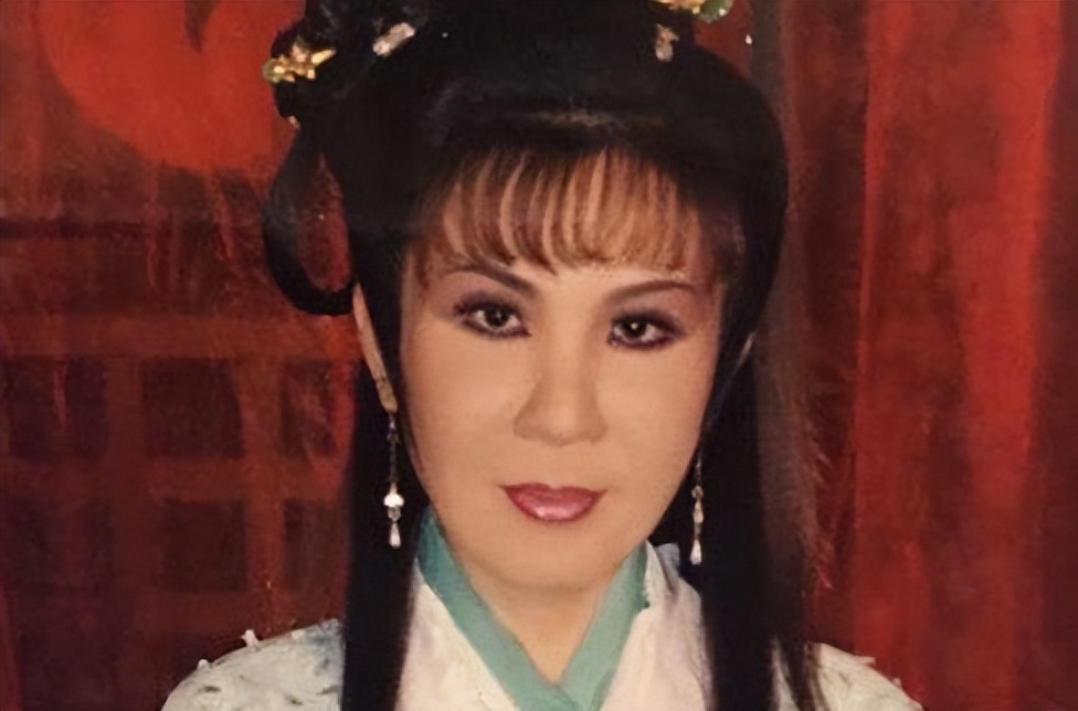 明星爆料娱乐圈黑料内幕,曝娱乐圈潜规则内幕