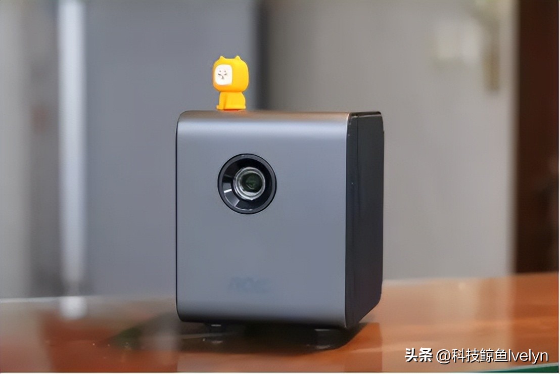 aoc投影仪流明在2000以上的,流明3000以上的投影仪性价比推荐