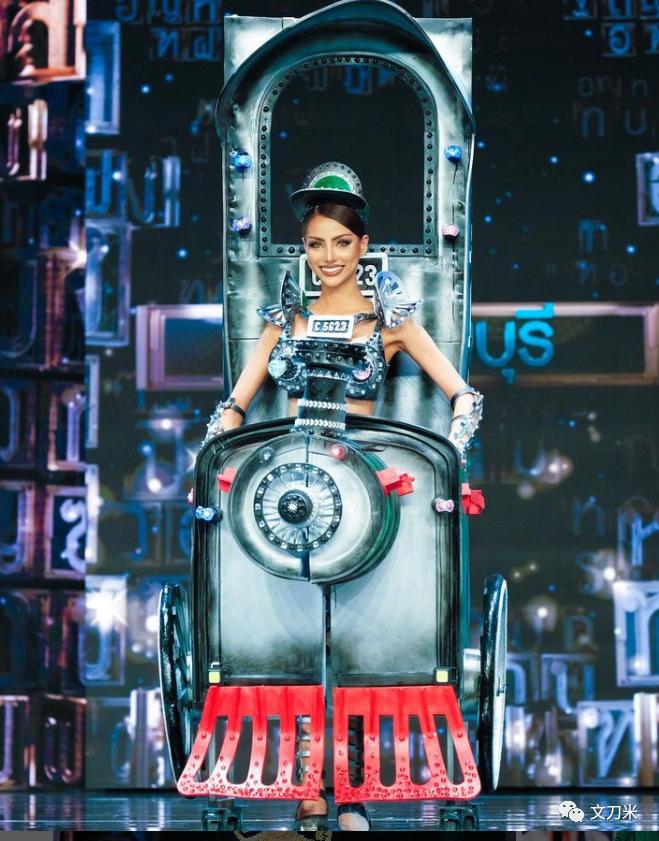 恐怕是地球最抓马的时装秀|MetGala小意思