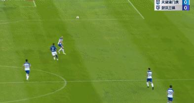 1-1！中超精彩大战：25犯+8黄+中框+救险+冲突，4万人见证