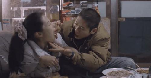 「王祖邪」对残缺审美，是健全者的傲慢：《绿洲》