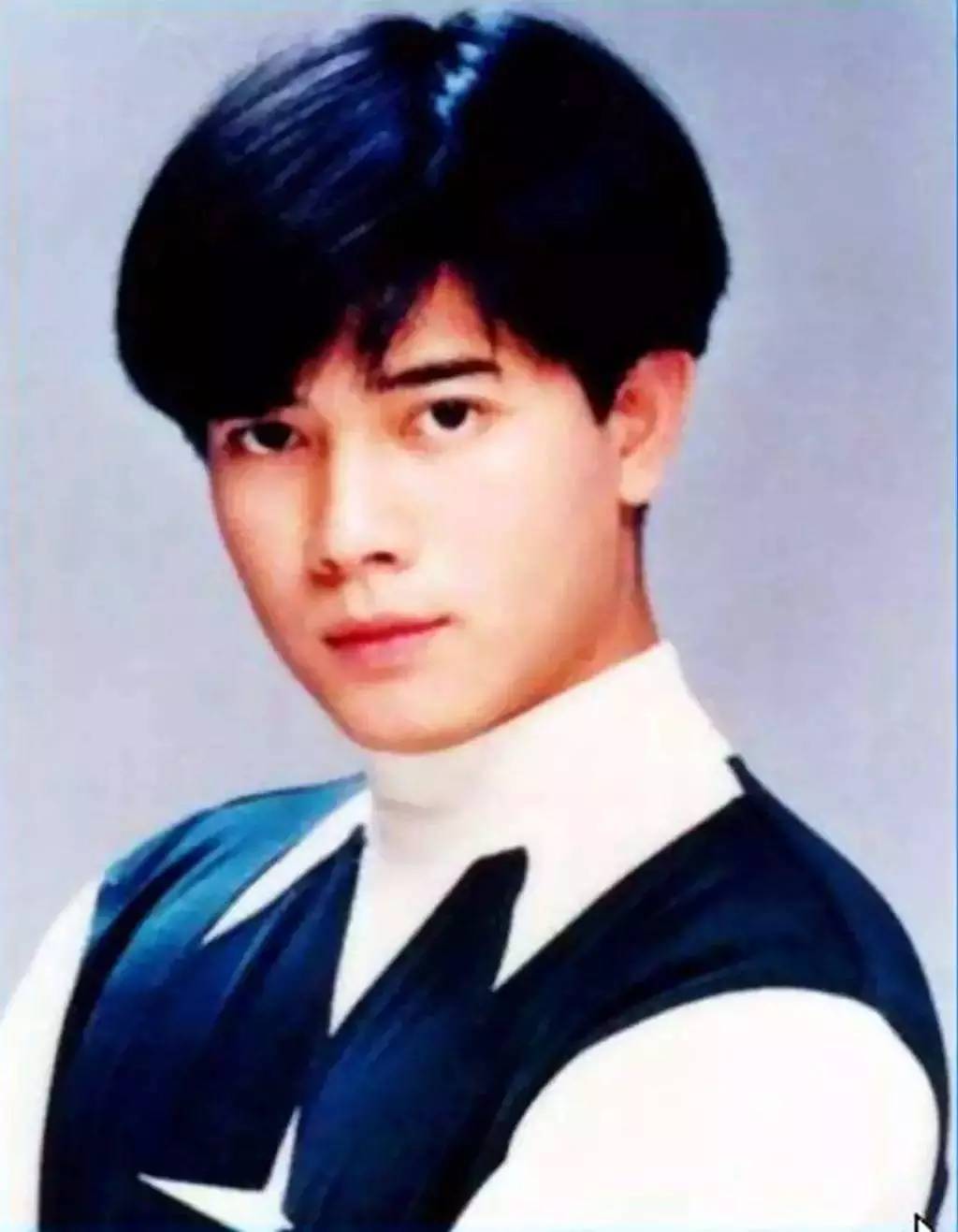 黎明对不起我爱你现场版,对不起我爱你黎明破音