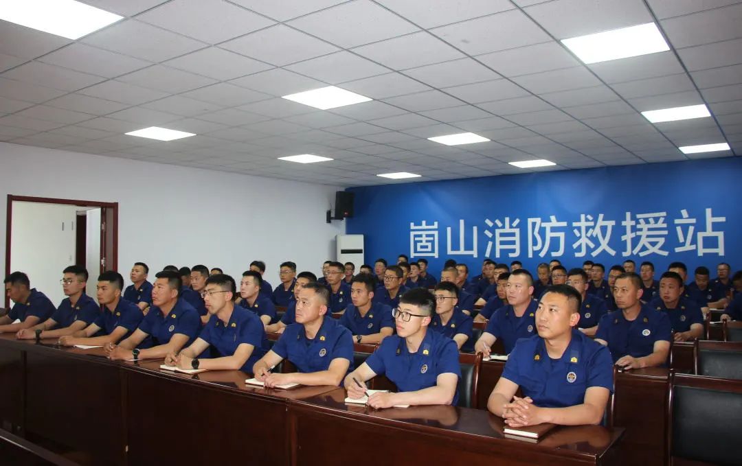 充电赋能续力出发|威海消防圆满完成2023年度政府专职*防队消**伍骨干培训工作
