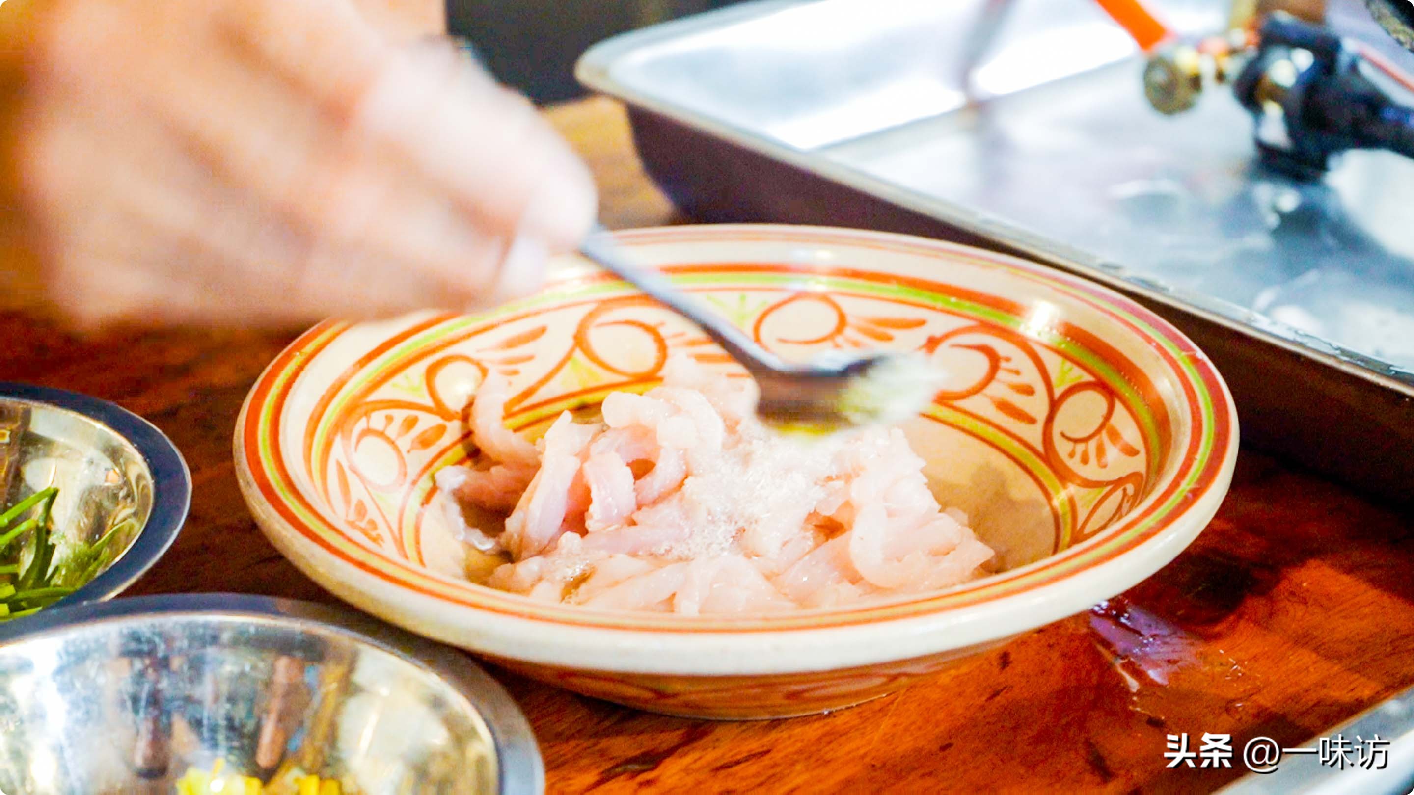 鱼香肉丝怎么做又嫩又好吃,怎么做咸鱼鱼肉筋道