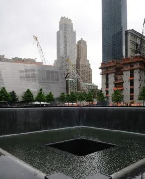 纽约911纪念广场设计,911遗址新建大楼