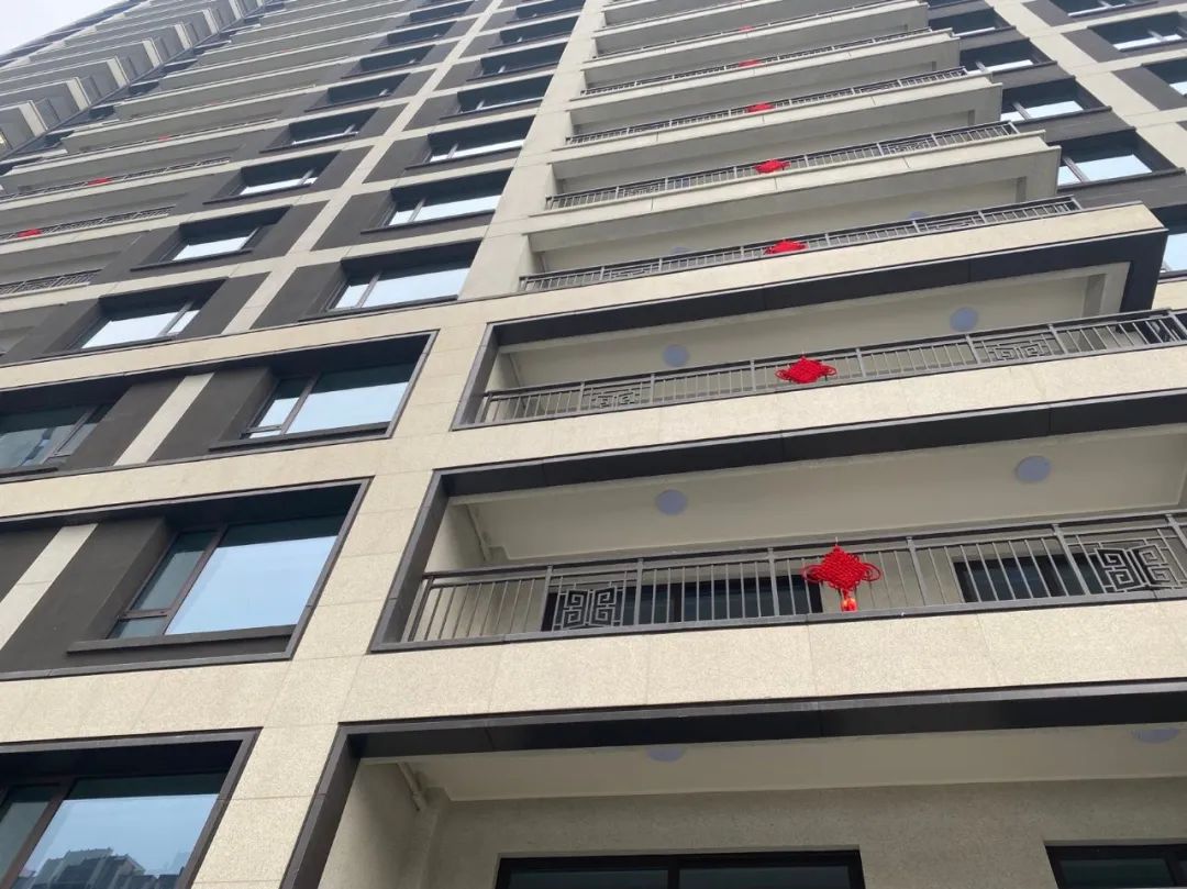 验房金地如期交付,金地2025年交房靠谱吗