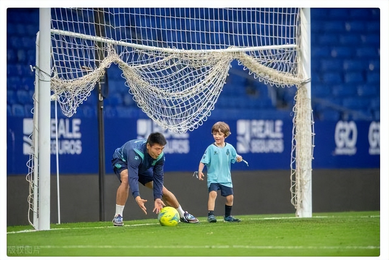 越南梅西沦为替补！球队7轮不胜法乙垫底，碰瓷武磊还太早