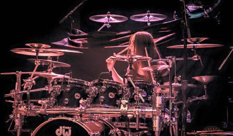 重金属和古典音乐创作规律,属于重金属音乐的特征