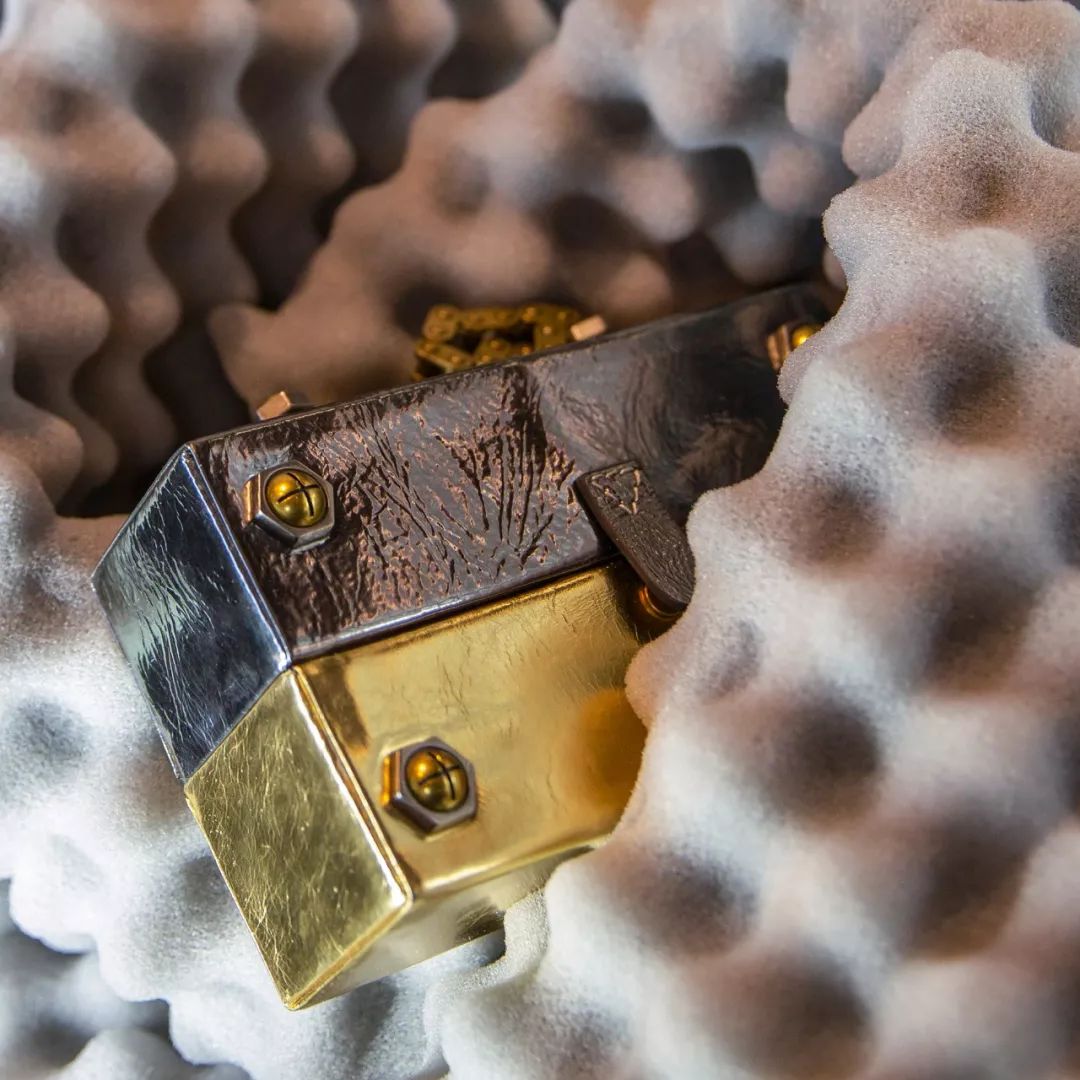 各大品牌的经典配饰,值得入手的大牌配饰