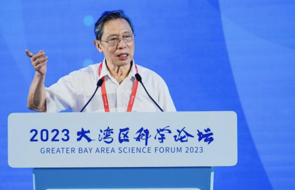 咳嗽最怕一种水果,咳嗽最怕的三种水果夏季