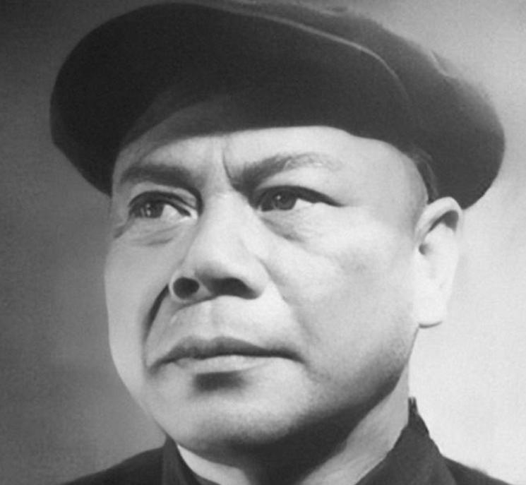 1934年国军少将救下近10万红军，建国后毛主席叮嘱：一定要找到他