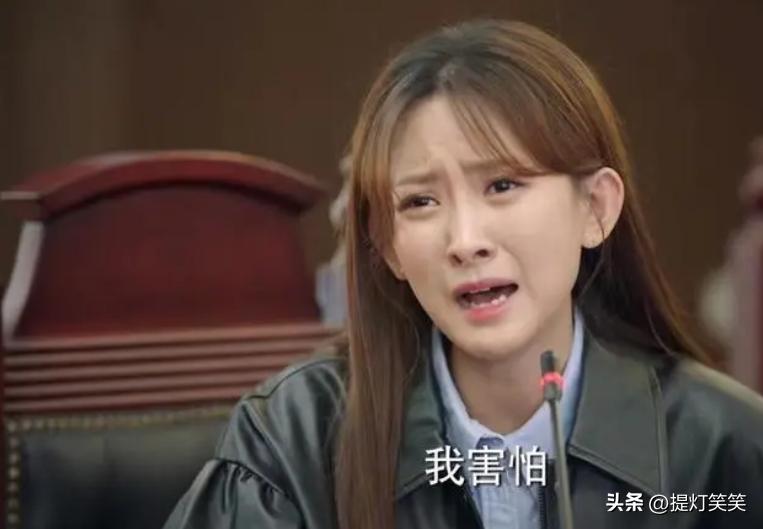 江歌母亲收到多少赔偿,江歌母亲下跪道歉