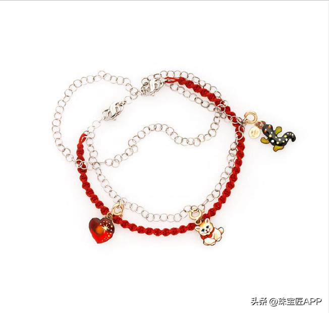 最适合新年戴的9款大牌红色珠宝,红色的珠宝