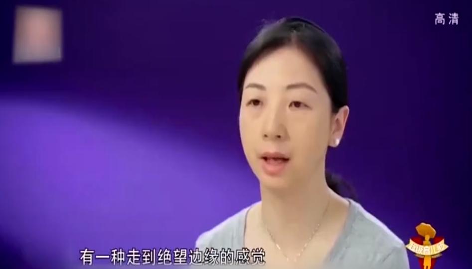 青春期叛逆孩子长大后和父母关系,青春期男孩仇视父母
