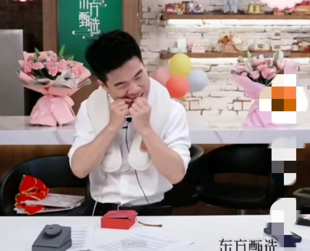 它果然掌握了流量密码！董宇辉，挑战30秒带货精彩花絮来了！