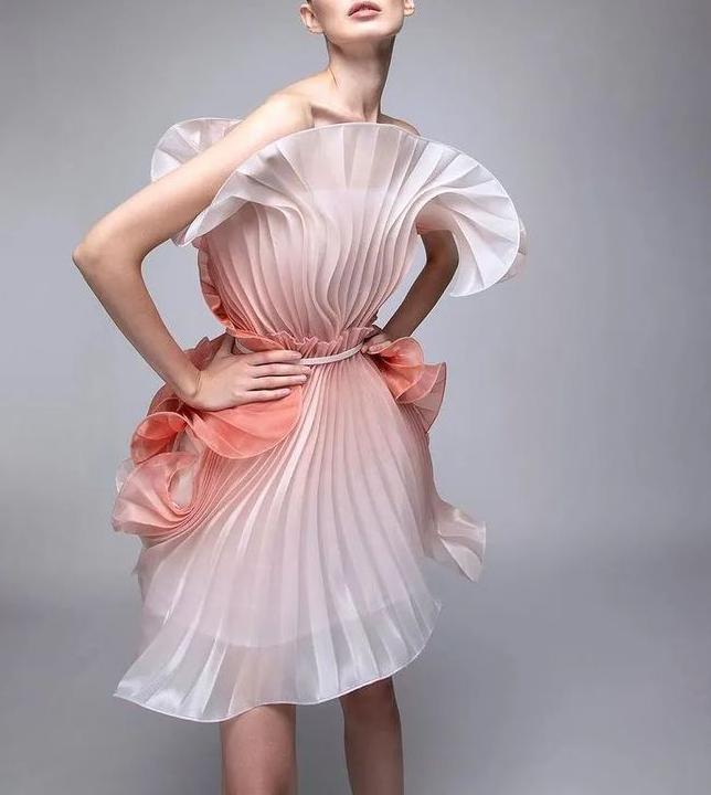 黎巴嫩高定eliesaab2021,黎巴嫩高定eliesaab2024