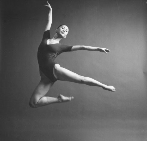 “人体模特”汤加丽：父母很难原谅我，和丈夫离了婚，但我不后悔