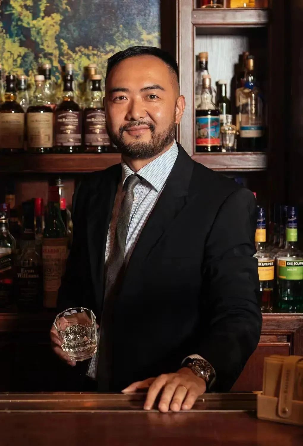 多位大咖带你体验，拿得出9年麦芽威士忌产品的国威酒厂！