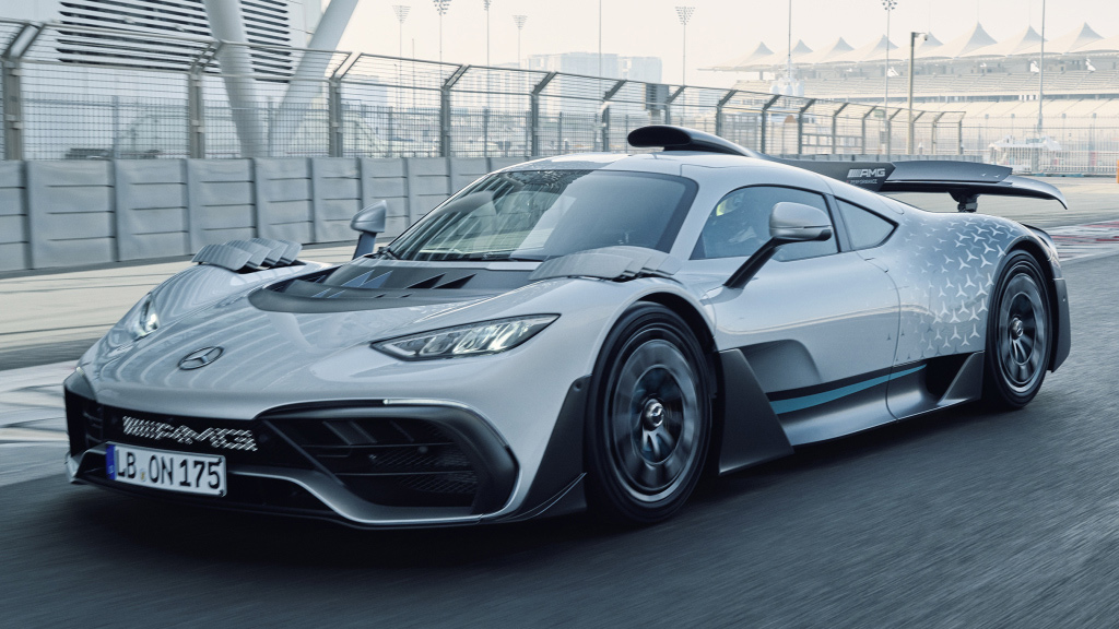 把f1发动机装在民用车上,f1发动机量产车型