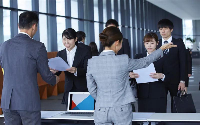 一个人出去打工怎么找工作,年后上班找什么工作好