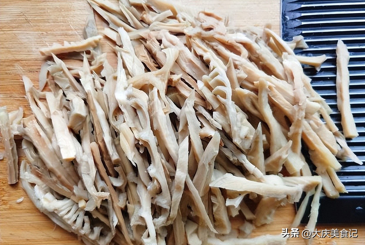 干笋烧之前需要泡吗,干笋是直接泡还是要先煮一下