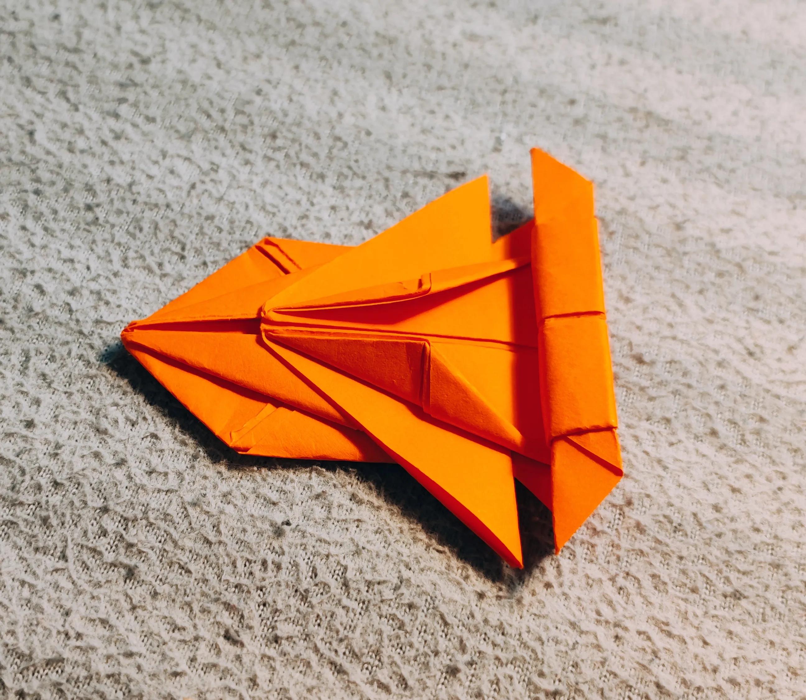 8-12岁儿童折纸赛车书,一碰就会跑的折纸赛车