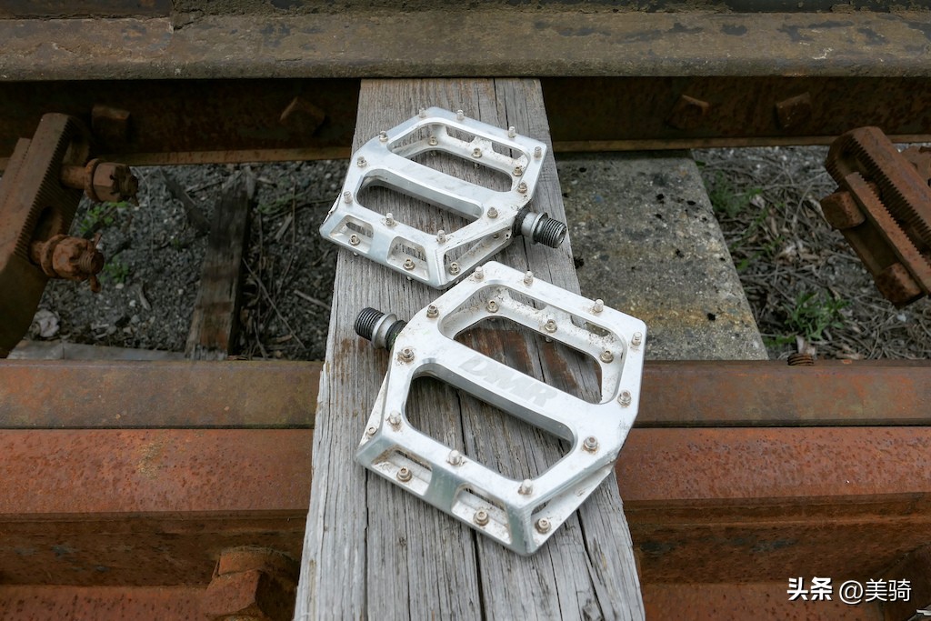 椤剁骇骞宠笍鎺ㄨ崘,骞宠笍閫夋嫨鍝