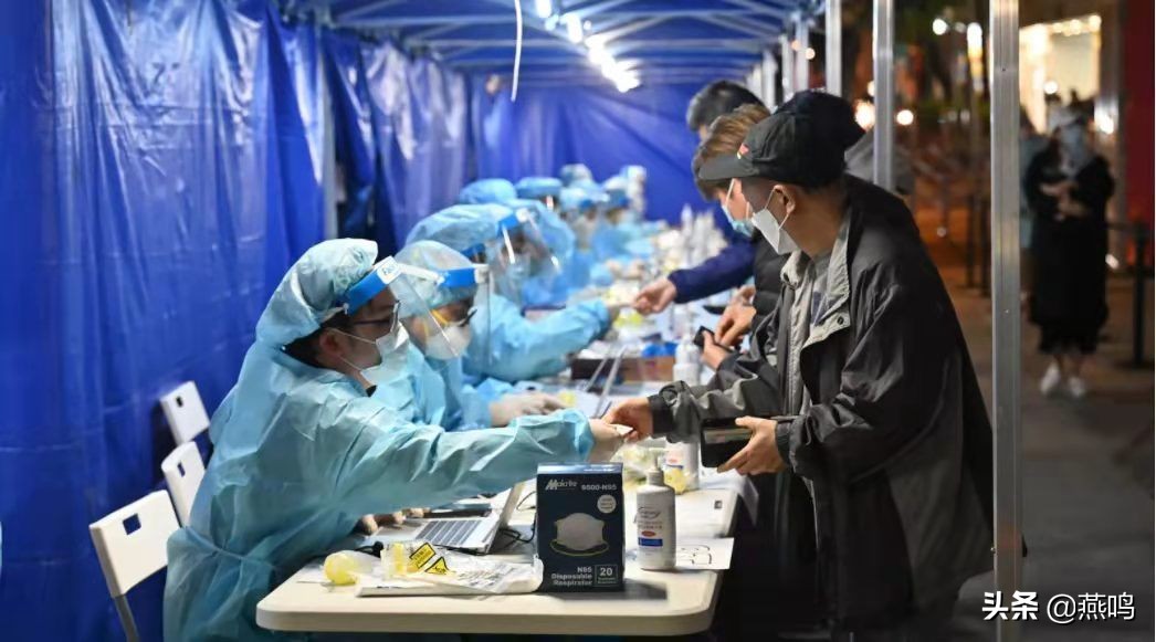 岂曰无衣与子同袍香港,岂曰无衣与子同袍万人合唱