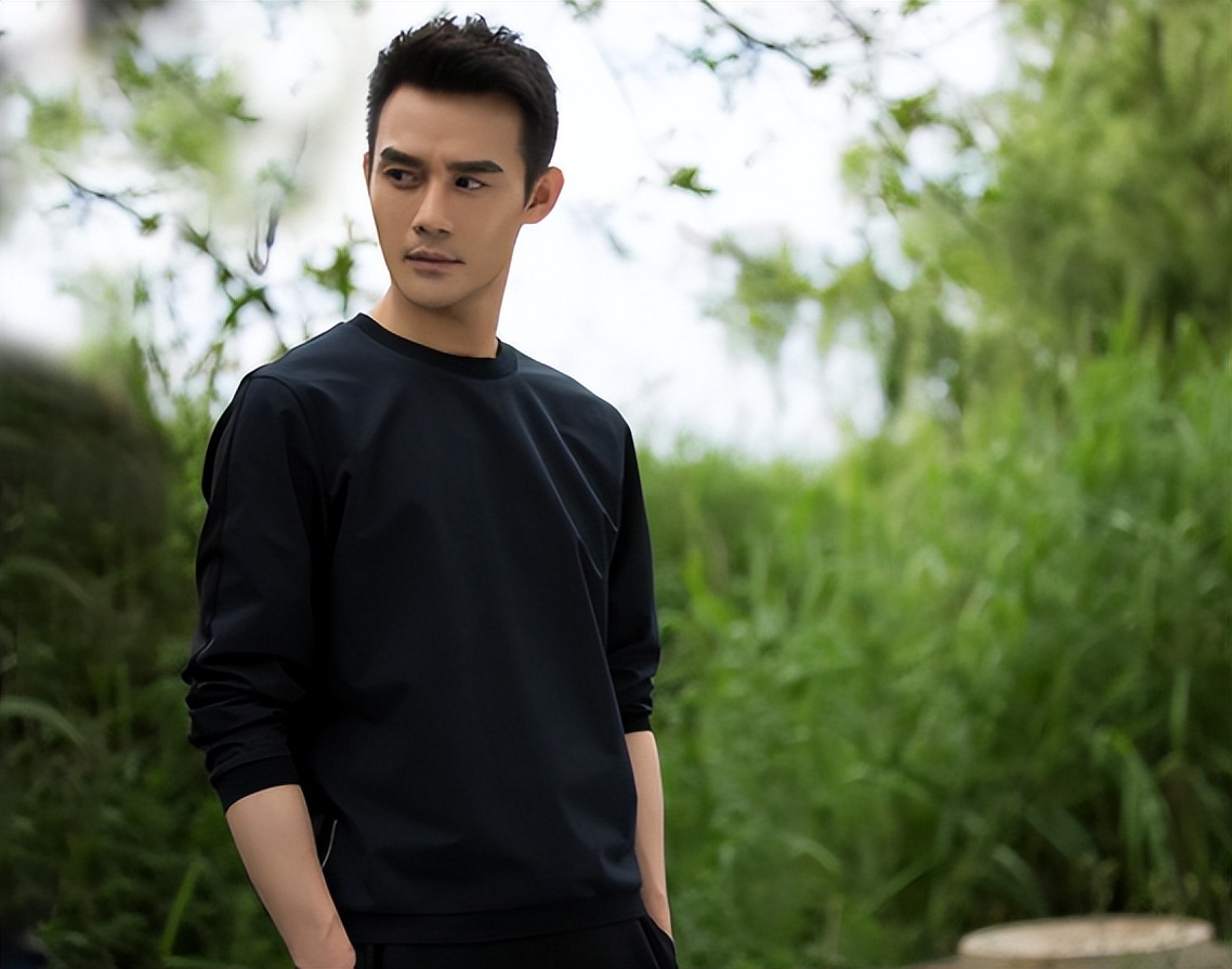 王凯首谈身体患病的父亲,王凯父亲肺癌