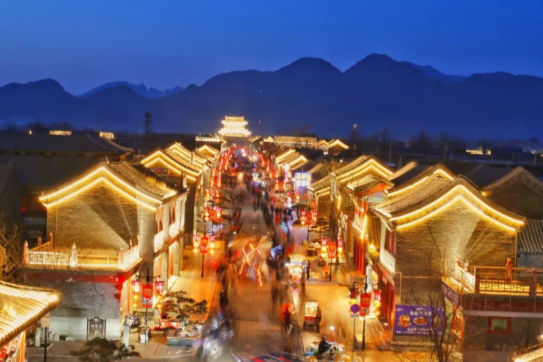 十五的月亮圆又圆中秋月饼香又甜,十五的月亮中秋节