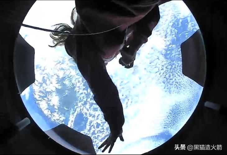 神舟十五号空间站内部视频,神舟飞船厕所