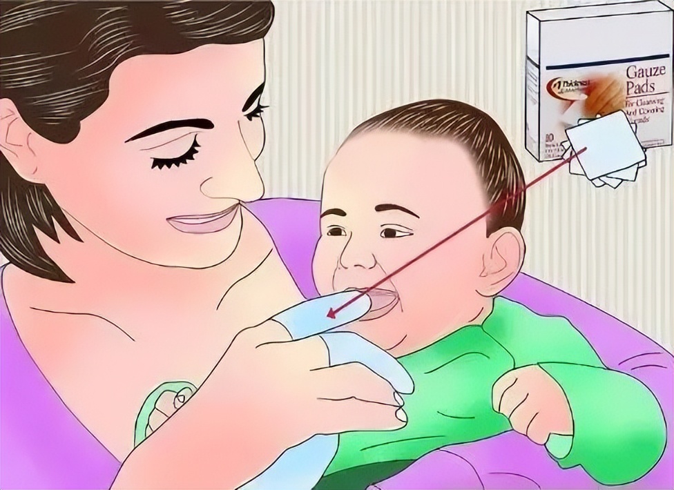 宝宝爬围栏磨牙,长牙宝宝啃围栏