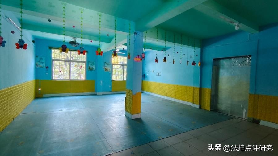 204万拍下赣州宁都县一栋沿街含7个店铺882㎡的商住楼,划算吗?