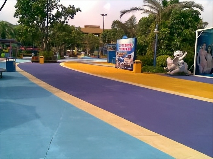 环氧地坪味道大有毒吗,环氧地坪有什么危险性