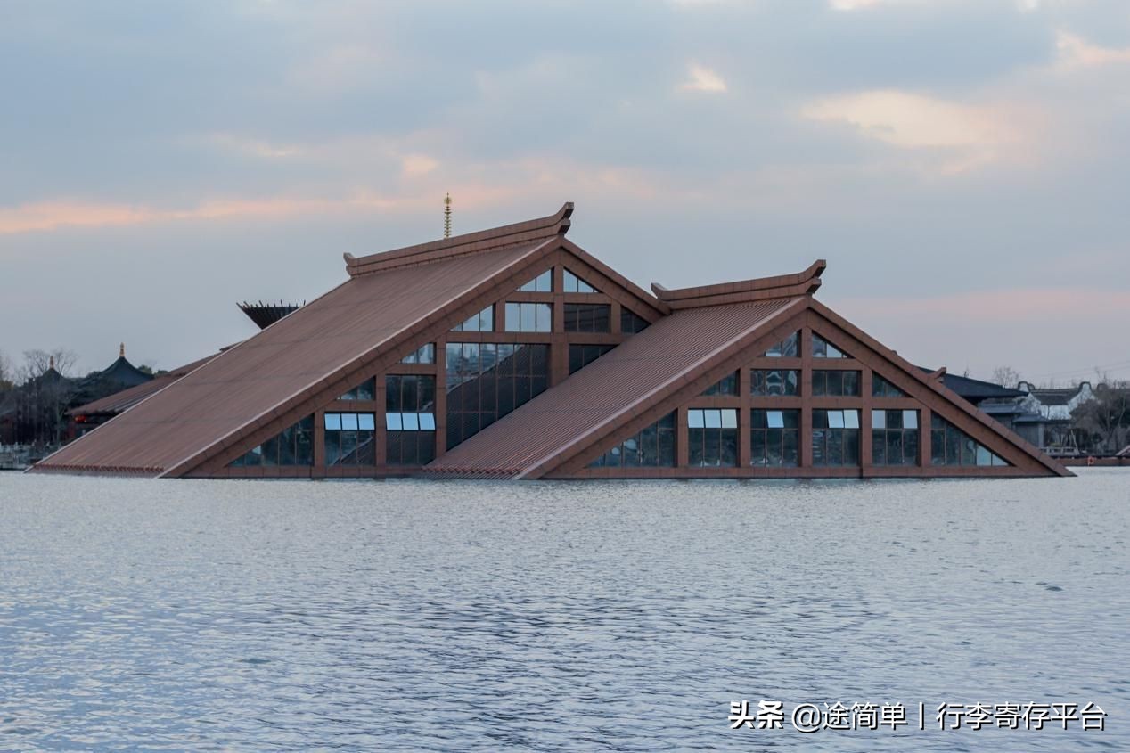 2022年上海寄存行李的地方，在哪里可以查到？