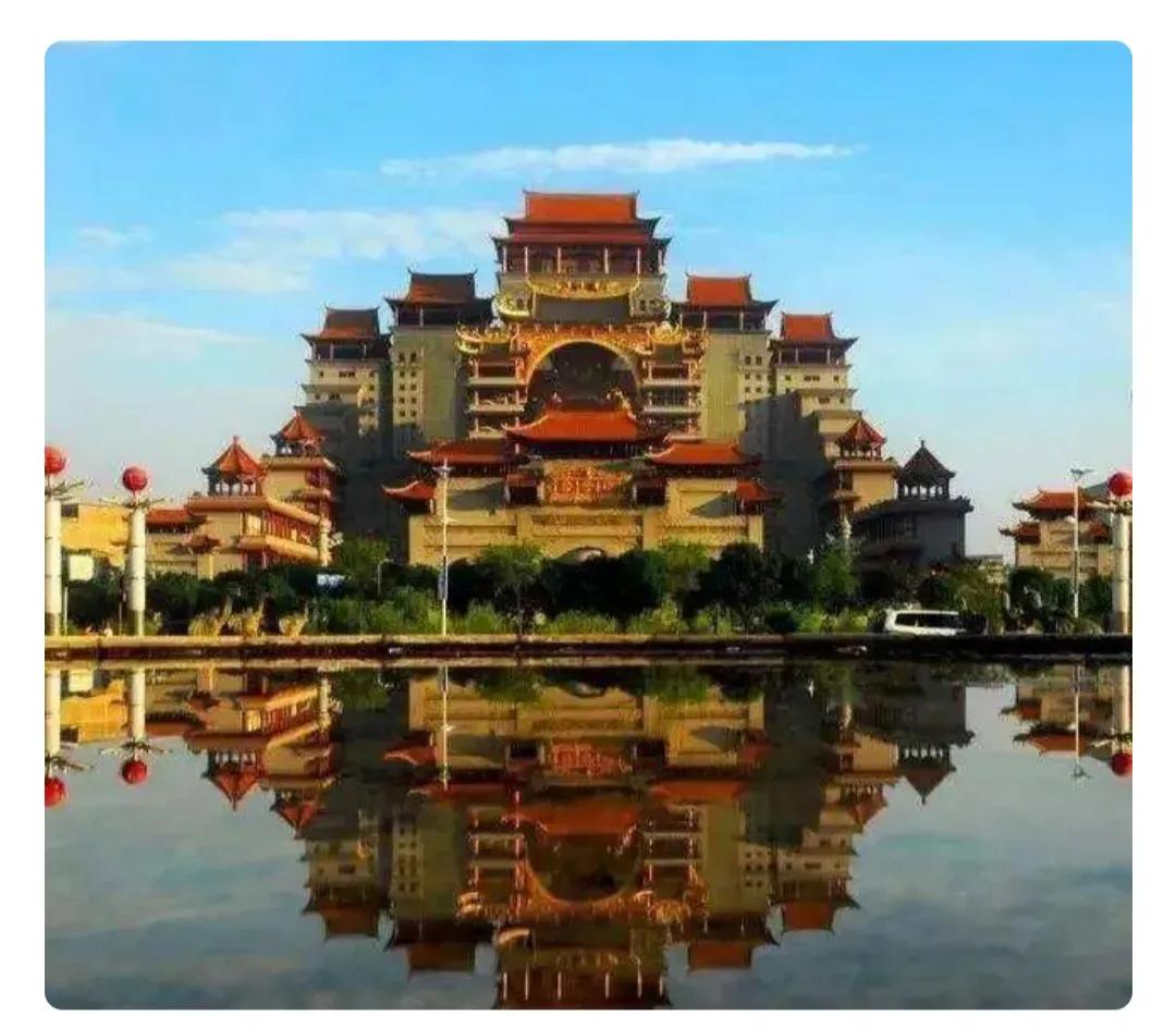 广西玉林云天宫内部,云天宫神秘又富丽堂皇的宫殿