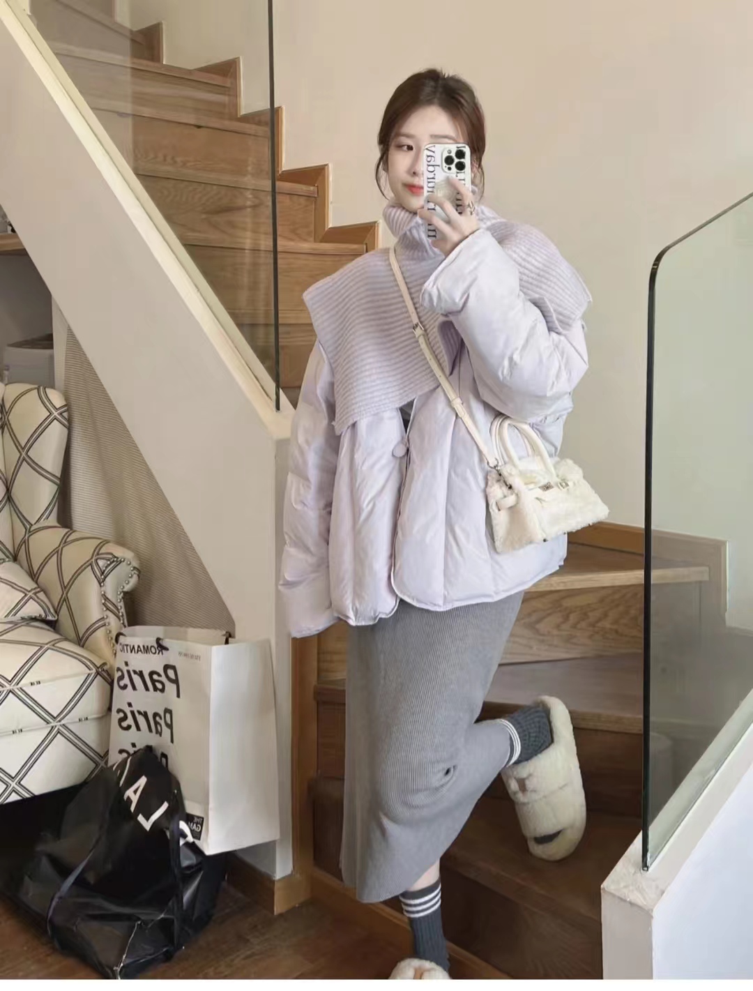 短款白色羽绒服的最佳搭配半身裙,羽绒服搭配哪些裙子才时髦