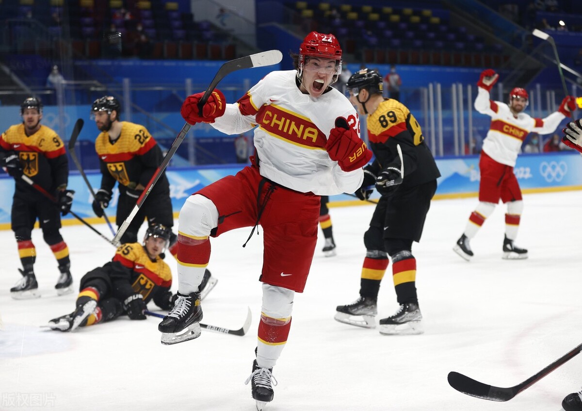 让义勇军进行曲响彻整个东京上空,让义勇军进行曲响彻东京语音