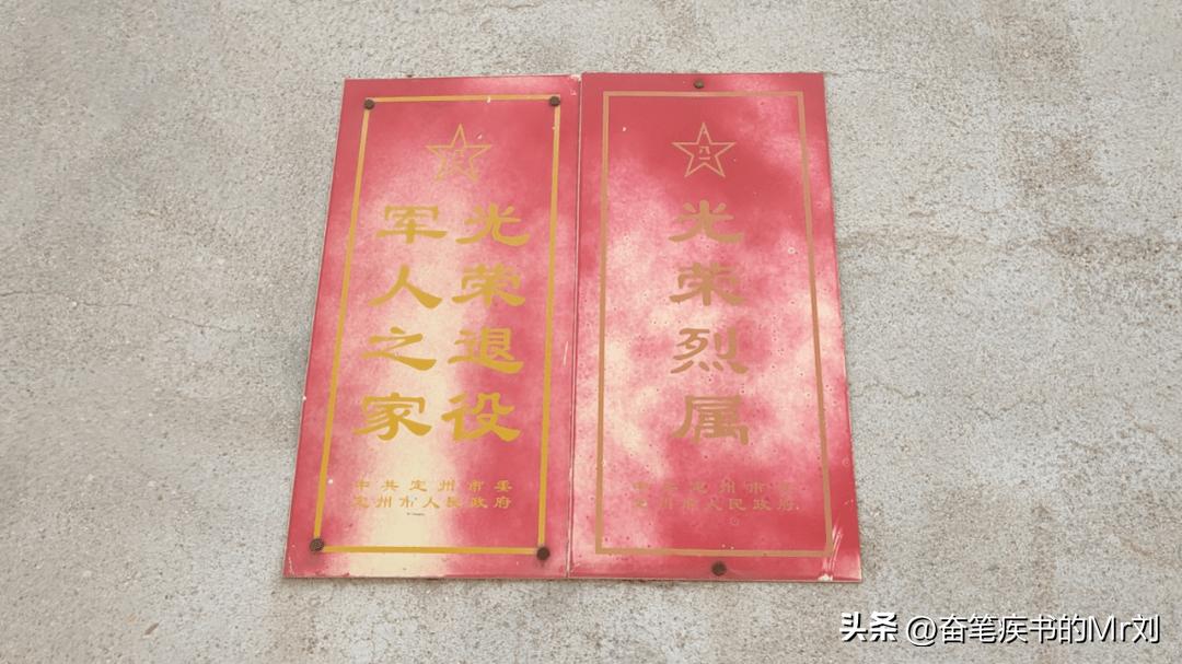 “最美环卫工母亲”之子高考470分，别拿他感叹“寒门难出贵子”