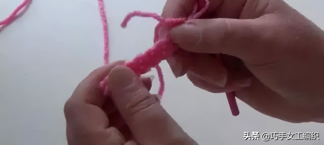 成人毛线长筒袜子的钩织教程,花边镂空蕾丝短袜防滑地板袜