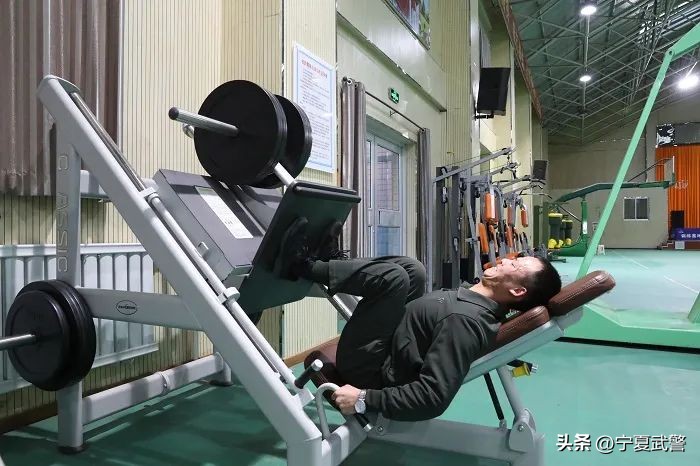 0基础3000米跑最佳训练方案,初学者3000米跑训练一周计划表