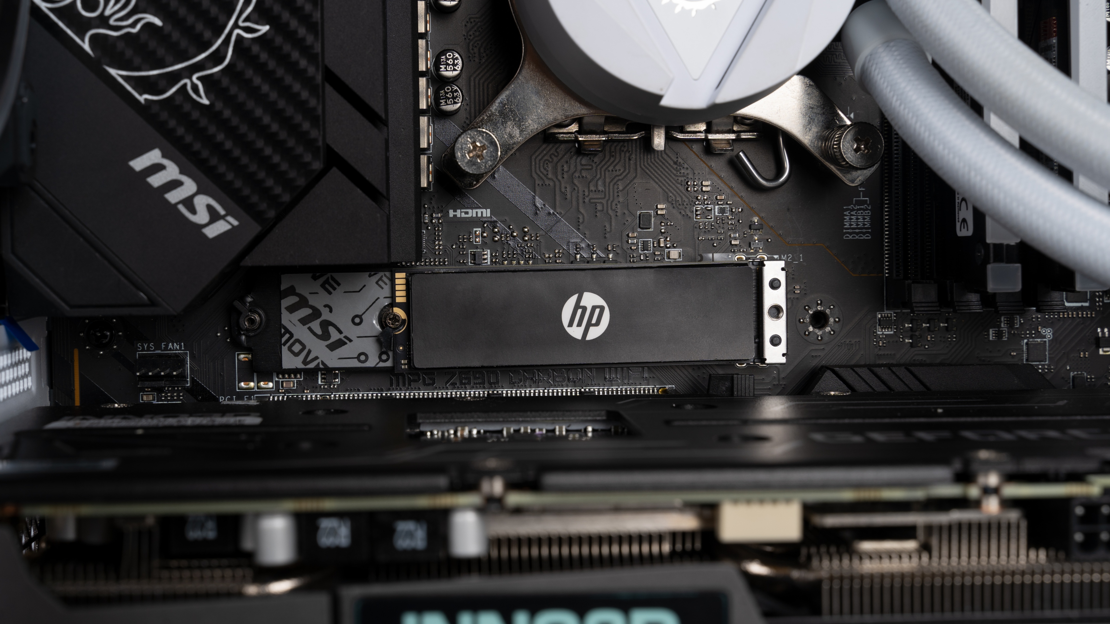 惠普fx900pro2t测评,惠普固态fx900pro散热条