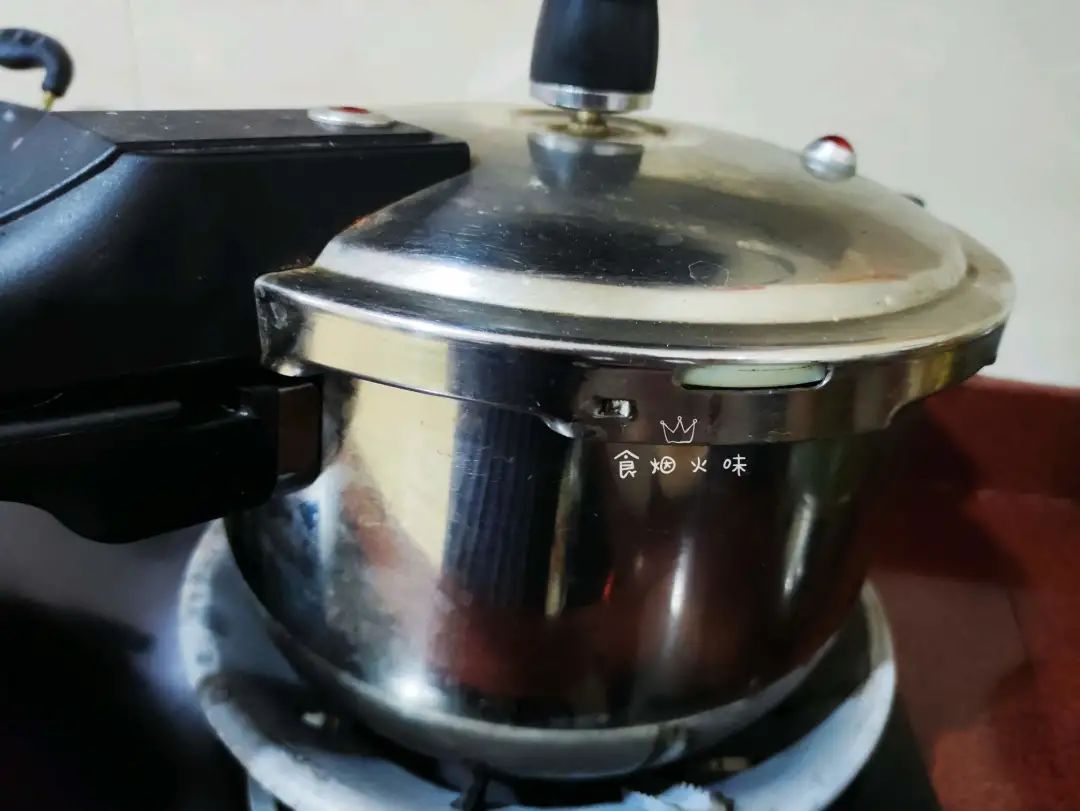 夜间吃什么食物补气血最好,补气血吃什么食物最好最有效果