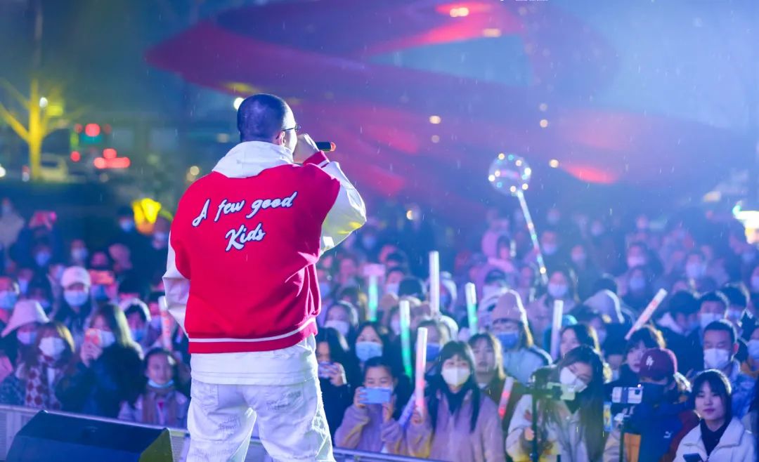 跨年夜不能这么过了是什么原因,跨年夜要发什么消息