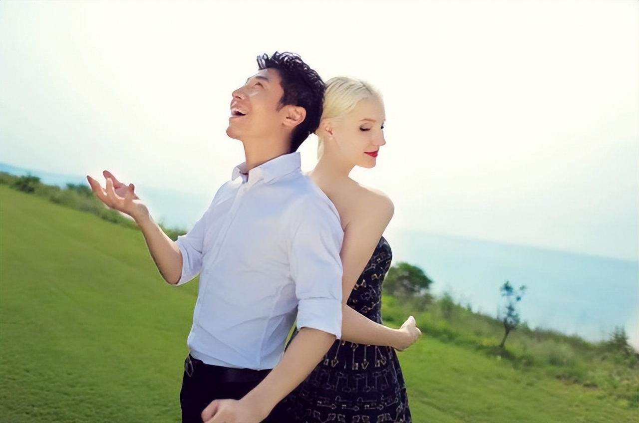 娶了13位外国老婆的男明星,盘点娶外国媳妇的男星