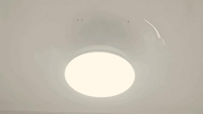 风扇灯和空调灯哪种好用,夏天不喜欢吹空调