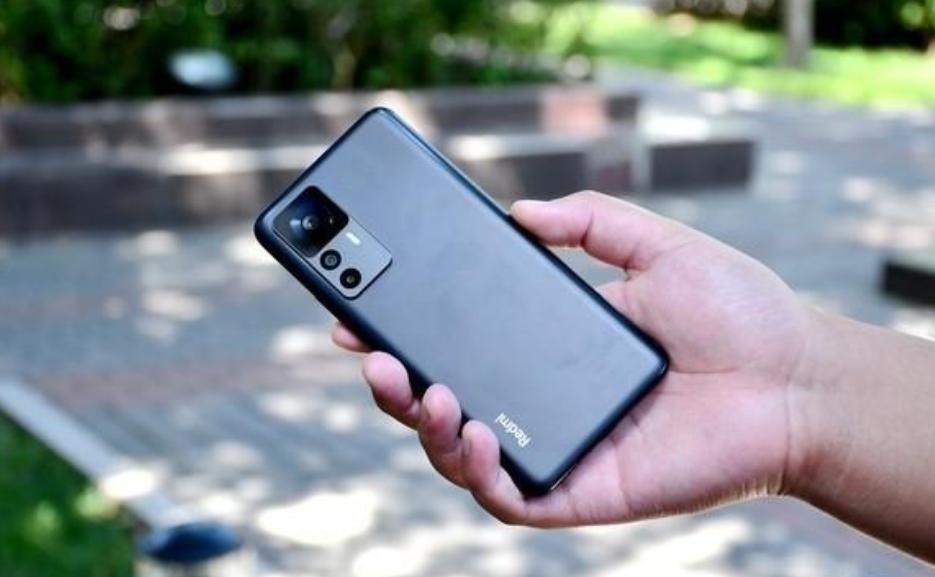 5月1000元左右的性价比手机,5月2千左右性价比超高的手机