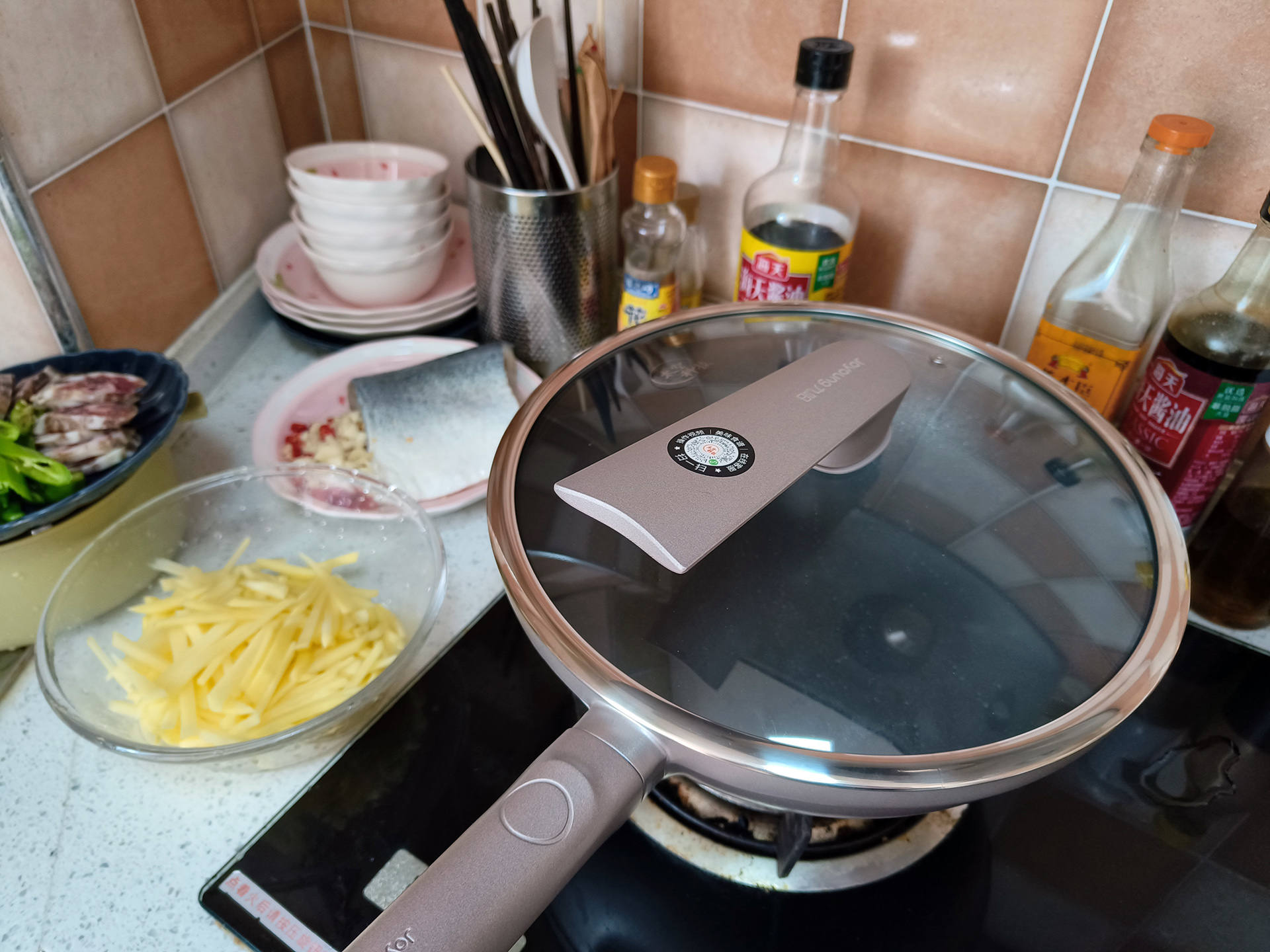 九阳大磨王耐磨不粘炒锅,九阳晶钻大魔王炒锅二代评测